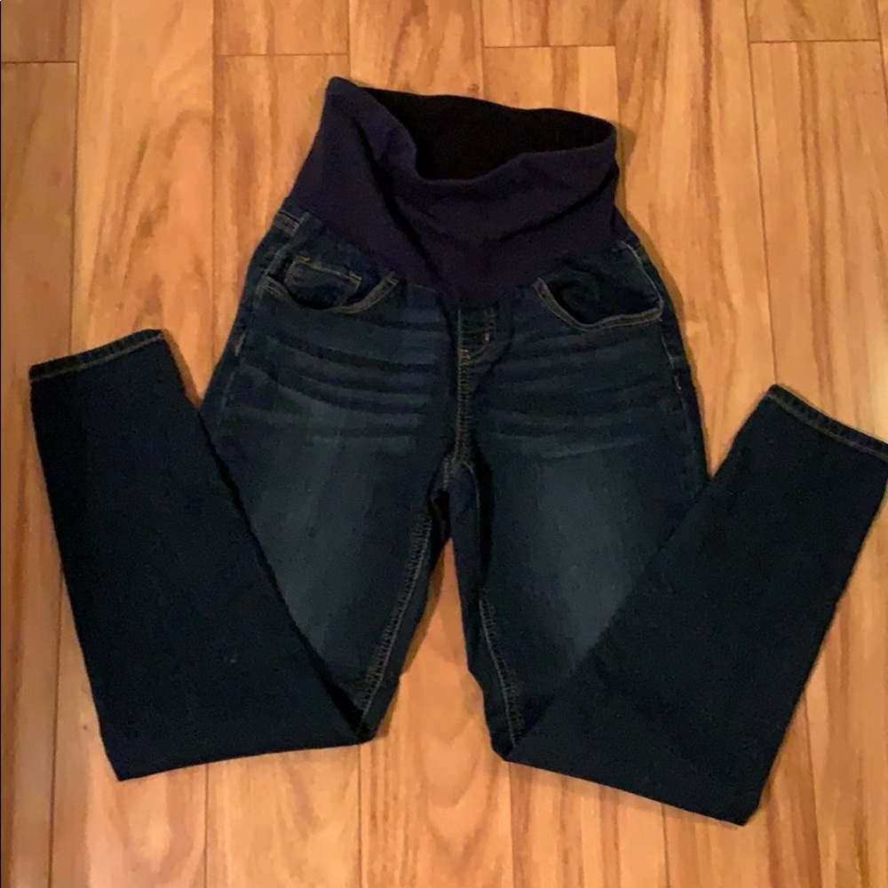 Maternity skinny jeans